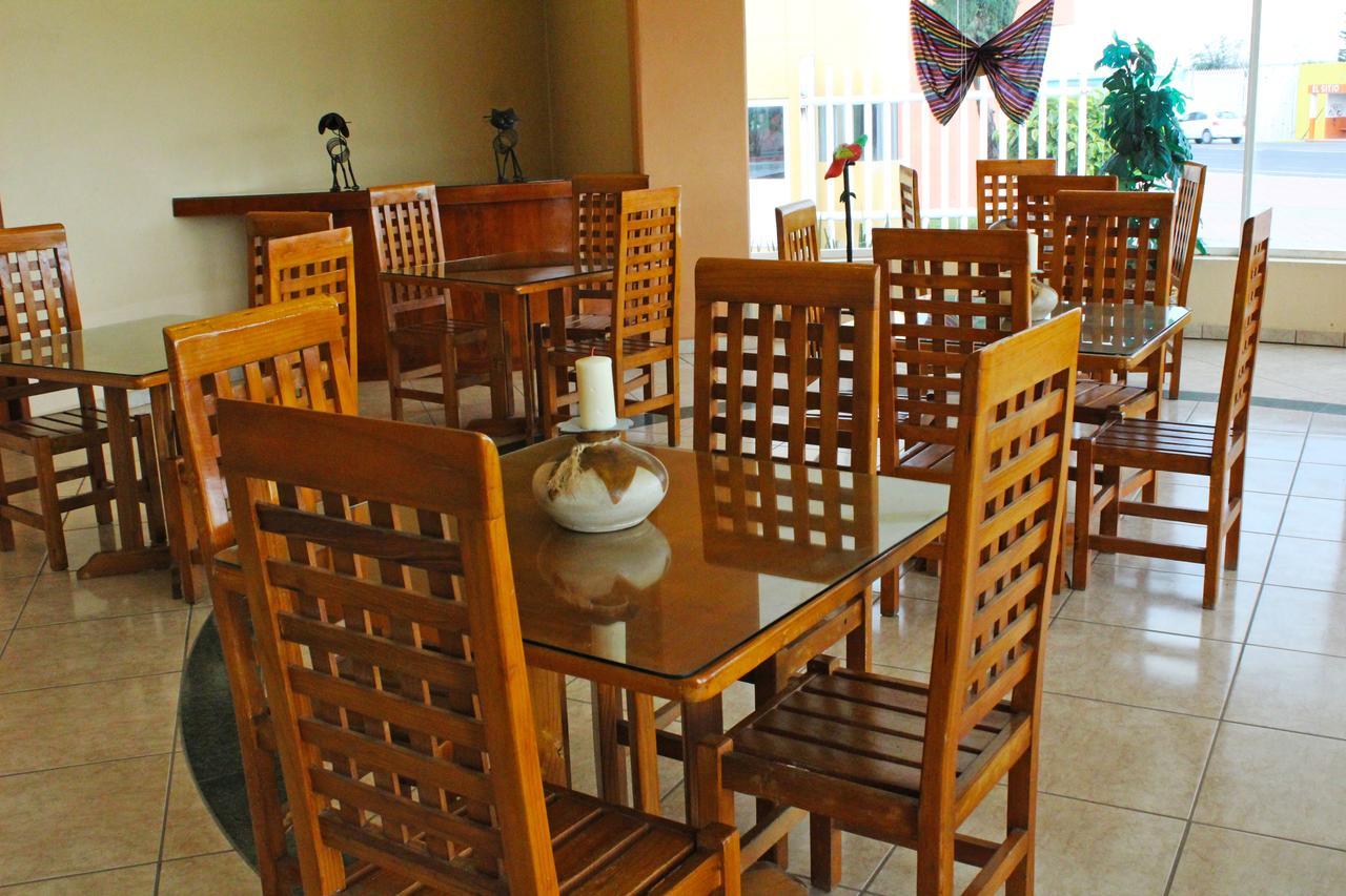 Hotel Real De Cortes Los Reyes  Εξωτερικό φωτογραφία