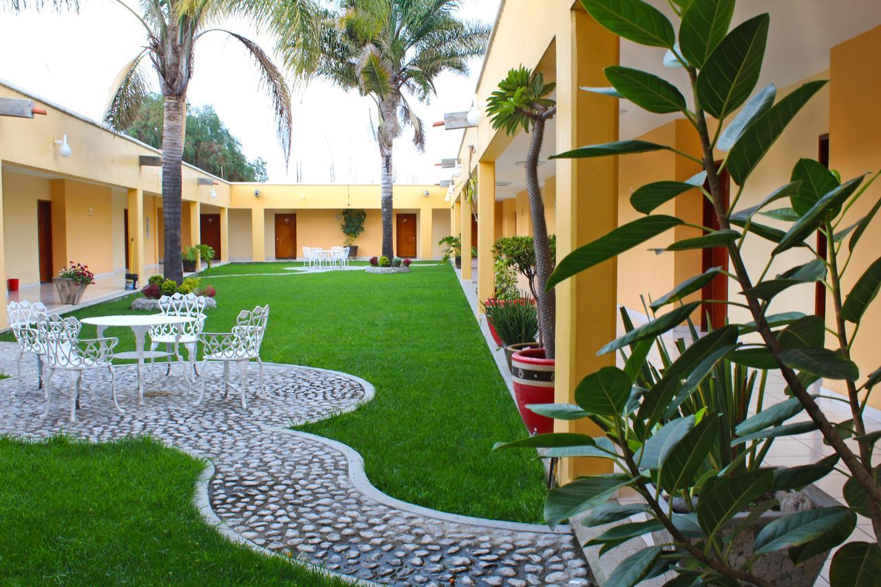Hotel Real De Cortes Los Reyes  Εξωτερικό φωτογραφία